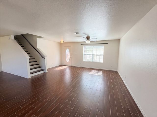 2027 Pine Knot Drive, Heartland, TX 75126