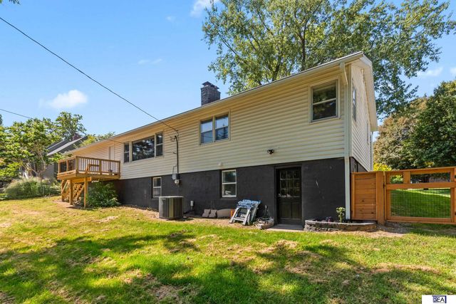 3315 S 104th Avenue, Omaha, NE 68124