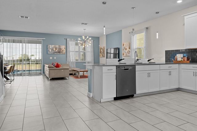 8876 CABOT CLIFFS DRIVE, Davenport, FL 33896