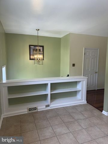 32 ALDERMAN CT, Lutherville Timonium, MD 21093