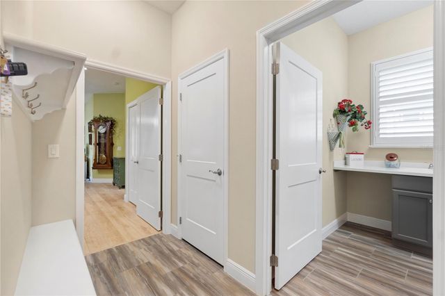 1097 SUGAR LOAF KEY LOOP, Lady Lake, FL 32159