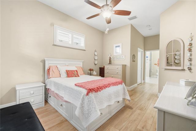 1097 SUGAR LOAF KEY LOOP, Lady Lake, FL 32159