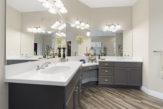 1097 SUGAR LOAF KEY LOOP, Lady Lake, FL 32159