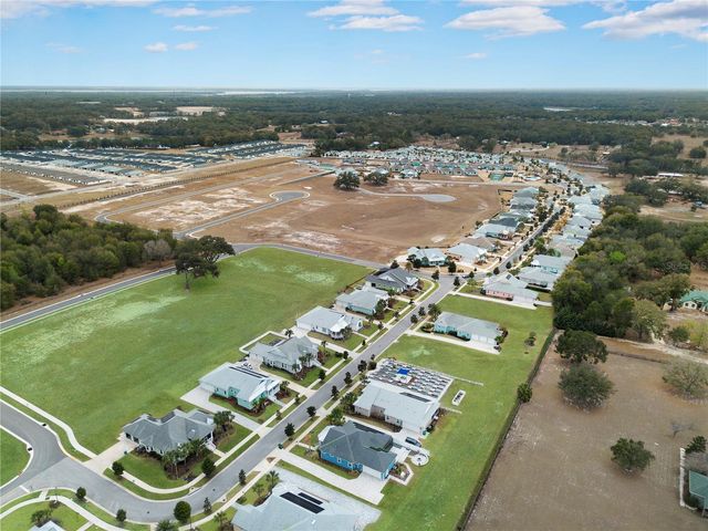 1097 SUGAR LOAF KEY LOOP, Lady Lake, FL 32159