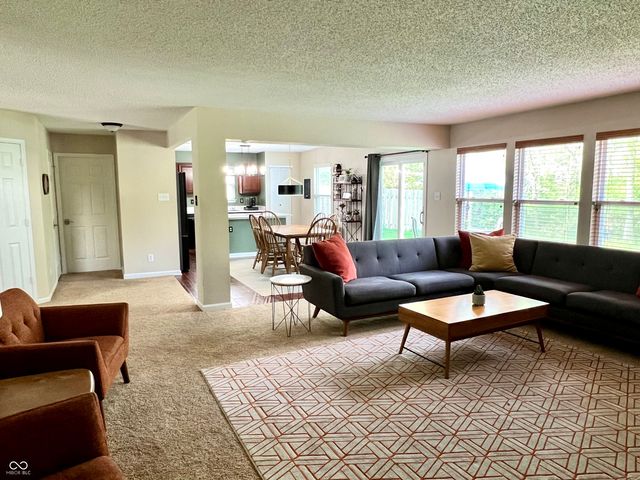 10188 Orange Blossom Trail, Fishers, IN 46038