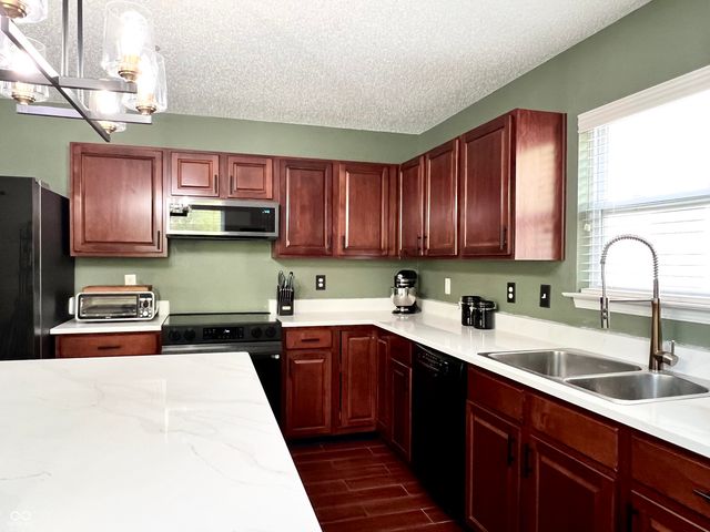 10188 Orange Blossom Trail, Fishers, IN 46038