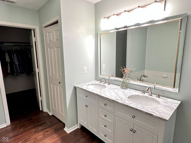 10188 Orange Blossom Trail, Fishers, IN 46038