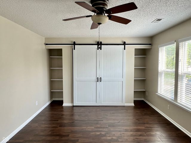 10188 Orange Blossom Trail, Fishers, IN 46038