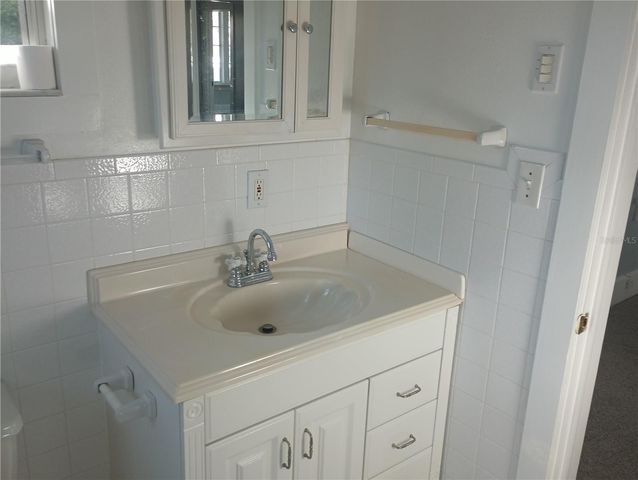 774 32ND AVENUE N, St Petersburg, FL 33704