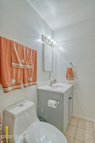 1456 W Knox Street, Tucson, AZ 85705