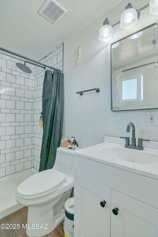 1456 W Knox Street, Tucson, AZ 85705