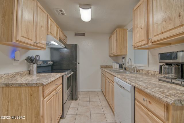 1456 W Knox Street, Tucson, AZ 85705