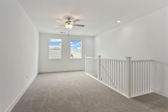 484 Vinal Dr, Manteca, CA 95337