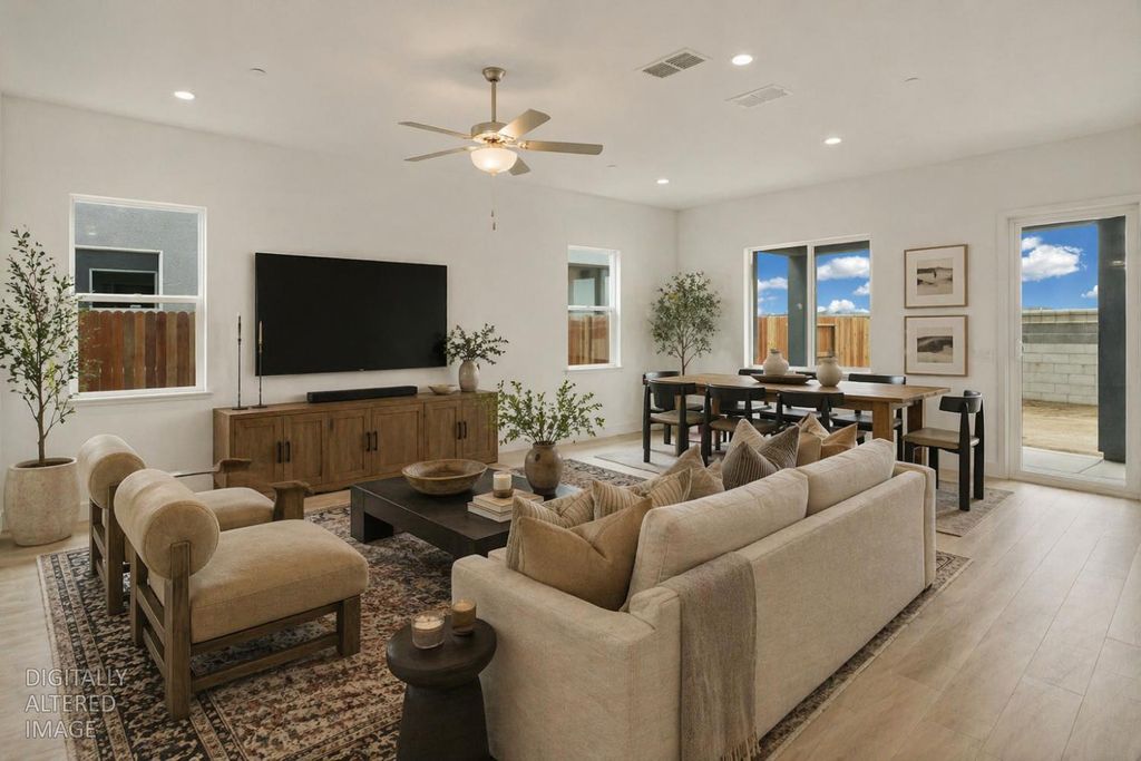 484 Vinal Dr, Manteca, CA 95337