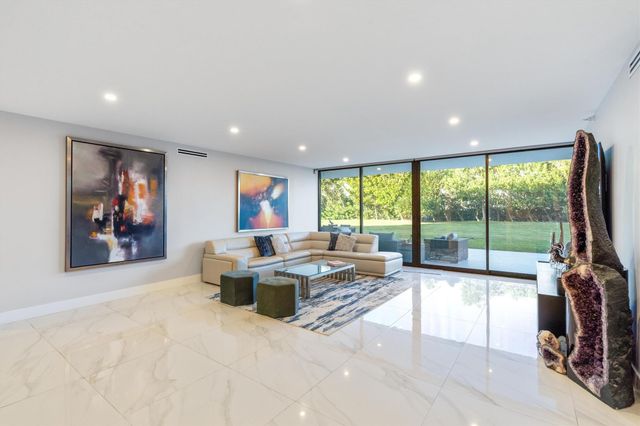 3100 S Ocean Boulevard 105N, Palm Beach, FL 33480