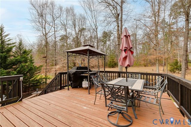 9200 Bailey Oak Dr, Midlothian, VA 23112