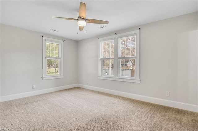 3023 Guinea CIR, Hayes, VA 23072