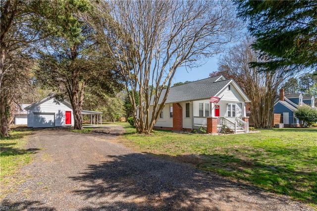 3023 Guinea CIR, Hayes, VA 23072