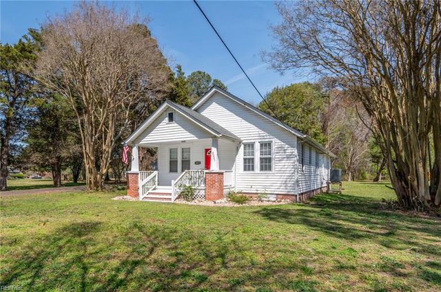 3023 Guinea CIR, Hayes, VA 23072