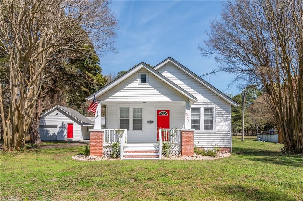 3023 Guinea CIR, Hayes, VA 23072