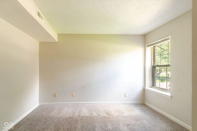 572 San Ricardo Drive, Greenwood, IN 46142