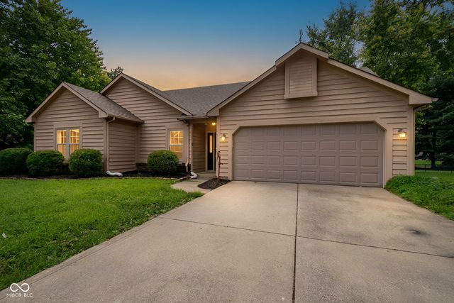 572 San Ricardo Drive, Greenwood, IN 46142