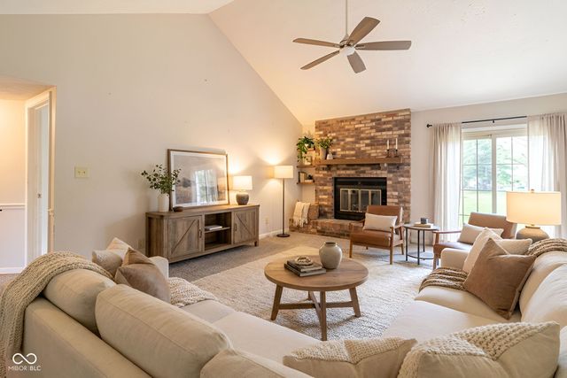572 San Ricardo Drive, Greenwood, IN 46142