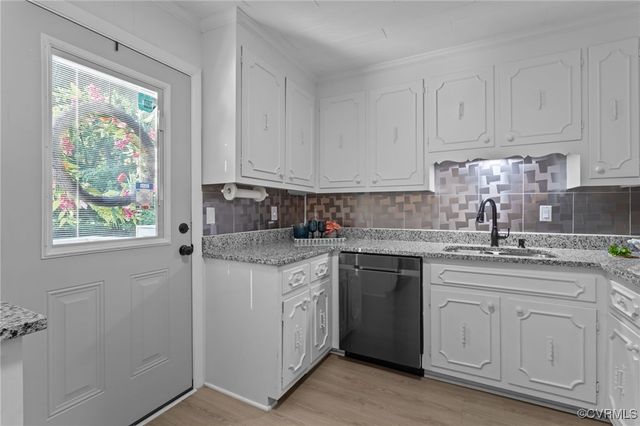 4560 E Williamsburg Rd, Sandston, VA 23150