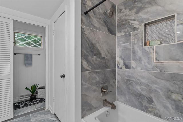 4560 E Williamsburg Rd, Sandston, VA 23150