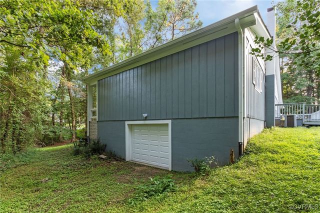 4560 E Williamsburg Rd, Sandston, VA 23150