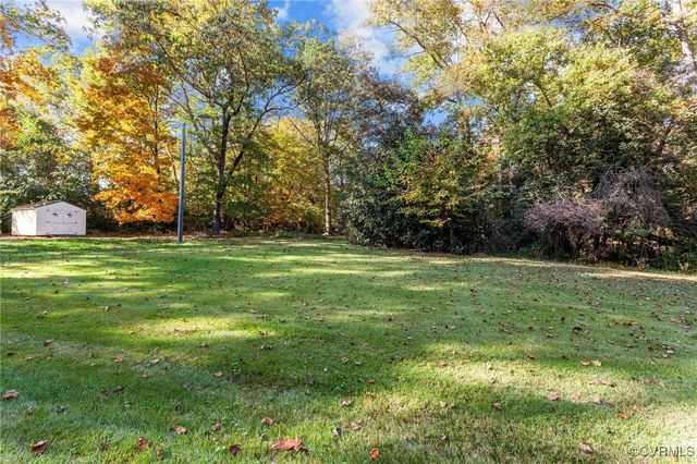 4560 E Williamsburg Rd, Sandston, VA 23150