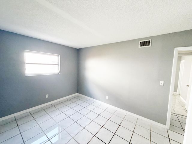 320 SW 1st Street, Pompano Beach, FL 33060