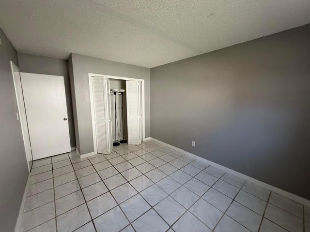 320 SW 1st Street, Pompano Beach, FL 33060