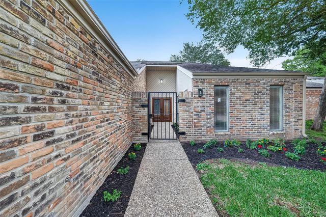 1023 Forest Home Drive, Houston, TX 77077