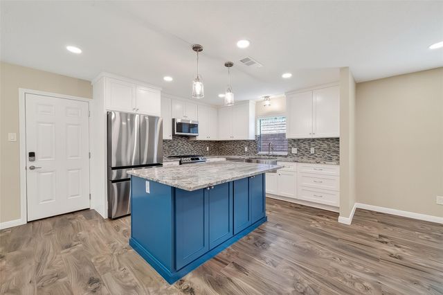 1023 Forest Home Drive, Houston, TX 77077