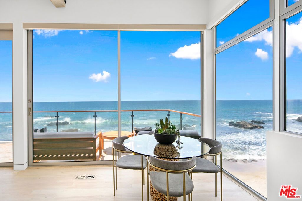 Image 9 of property listing at 24928 Malibu Road, Malibu, CA 90265