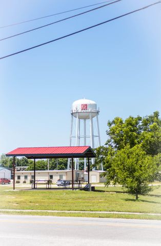 904 Aberdeen Avenue, Carl Junction, MO 64834