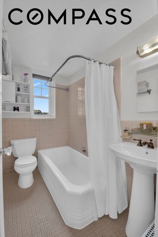 160 Cabrini Blvd Apt 105, New York City, NY 10033
