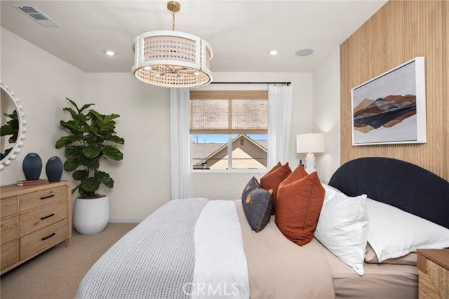 7022 Solara Way, Westminster, CA 92683