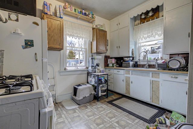 882 KELLOGG STREET, Green Bay, WI 54303