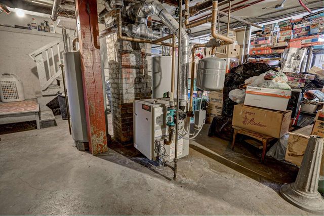 882 KELLOGG STREET, Green Bay, WI 54303