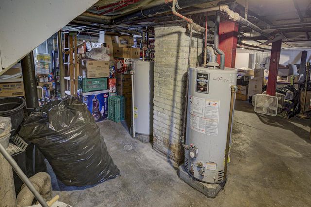 882 KELLOGG STREET, Green Bay, WI 54303