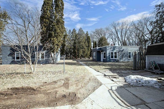 882 KELLOGG STREET, Green Bay, WI 54303