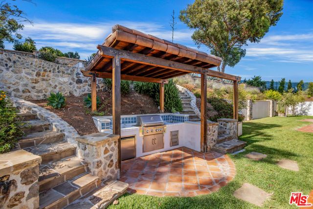 29943 Harvester Road, Malibu, CA 90265