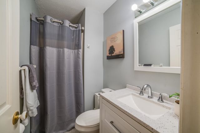 928 BROADVIEW DR, Harrisonburg, VA 22802