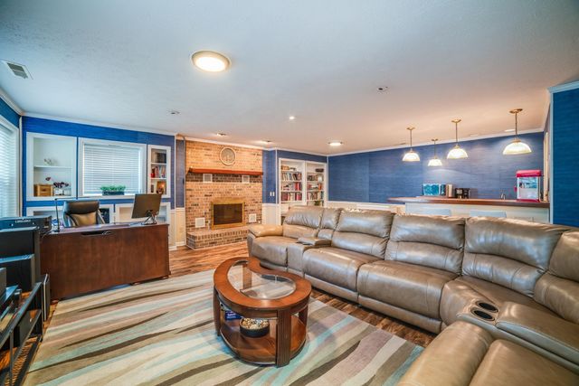 928 BROADVIEW DR, Harrisonburg, VA 22802