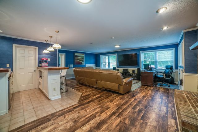 928 BROADVIEW DR, Harrisonburg, VA 22802