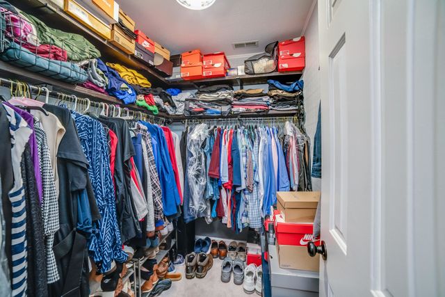 928 BROADVIEW DR, Harrisonburg, VA 22802