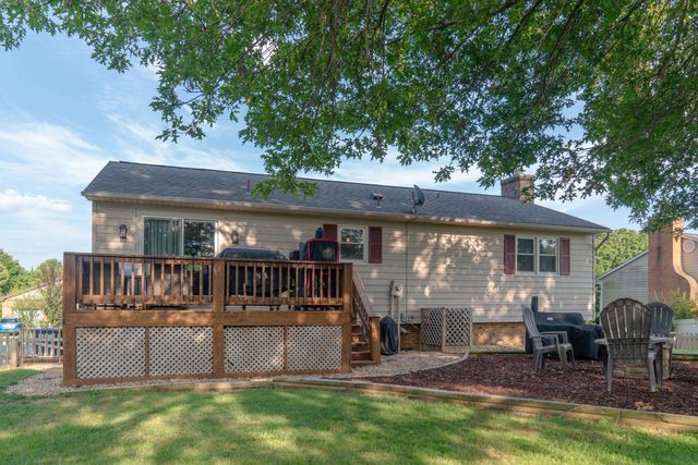 928 BROADVIEW DR, Harrisonburg, VA 22802