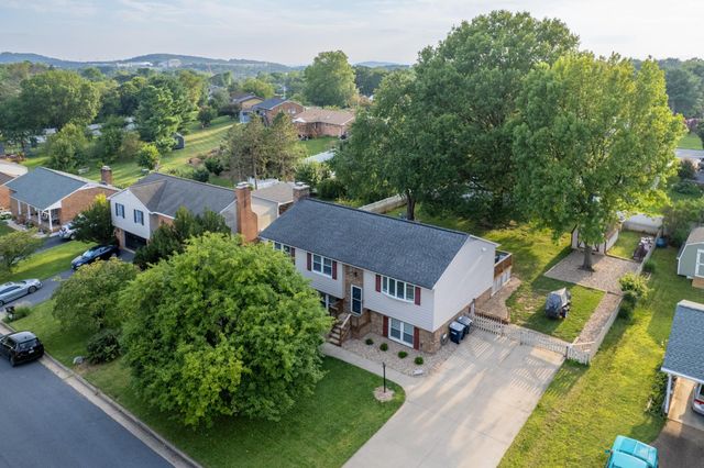 928 BROADVIEW DR, Harrisonburg, VA 22802